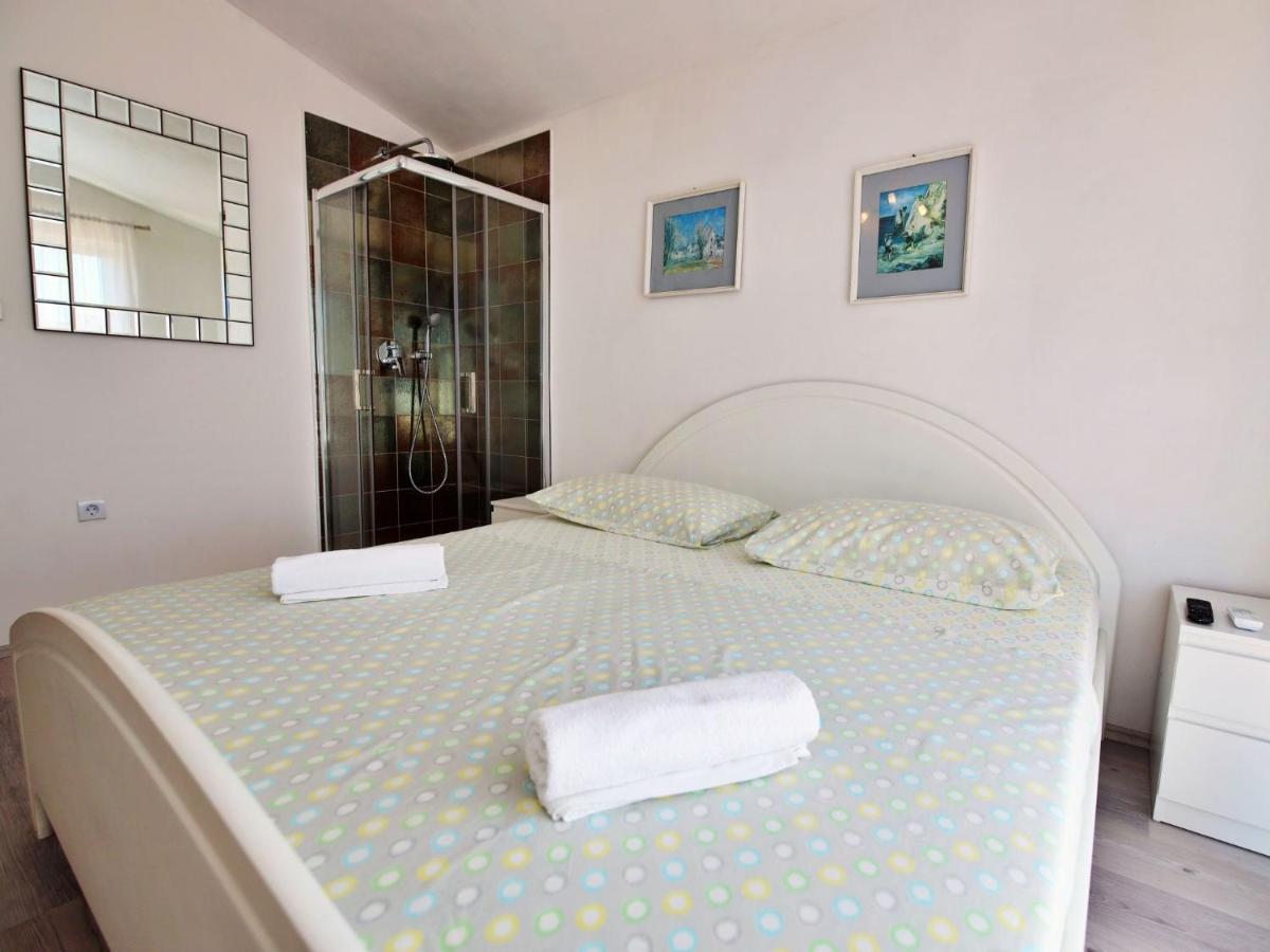 Holiday Home Carmen By Interhome Ražanj Eksteriør billede